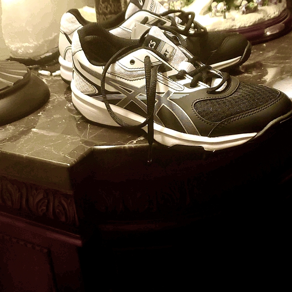 Black and white ASICS upcourt